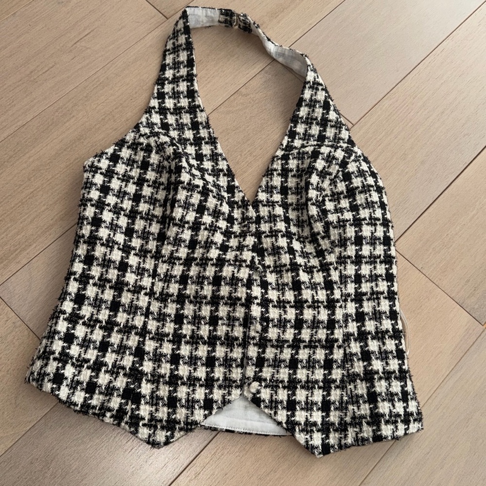Houndstooth Halter- NWT